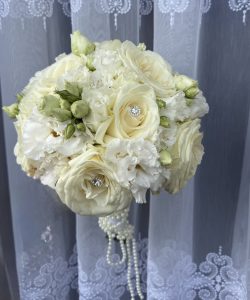 весільний букет та бутоньєрку замовити Panier De Fleurs